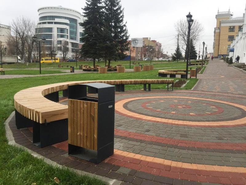 Парковые скамейки из дерева