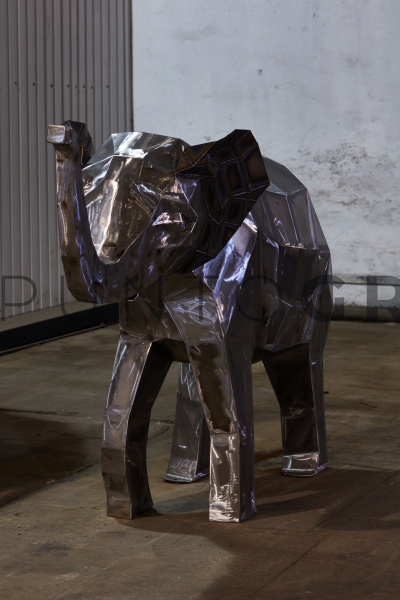 Скульптура Маленький слон/Baby elephant